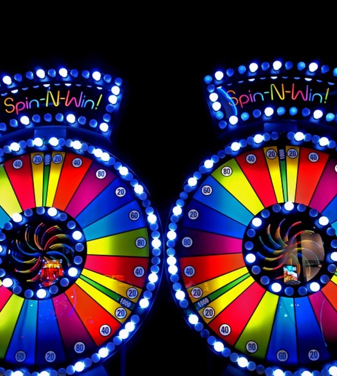 The Thrill of the Spin: Exploring the Popularity of Online Slots - Courtenay Cool